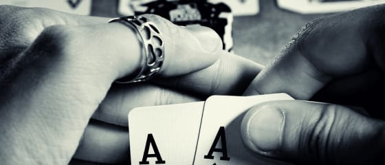 Dragon Poker වාදනය කරන්නේ කෙසේද [ආරම්භක මාර්ගෝපදේශය]
